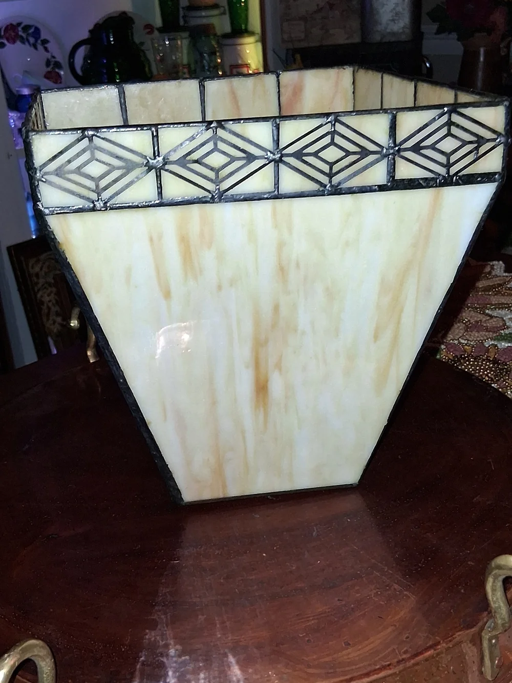 Stained Glass Slade Mission Style Glass Pyramid Lamp Shade in Cream/Brown/Black